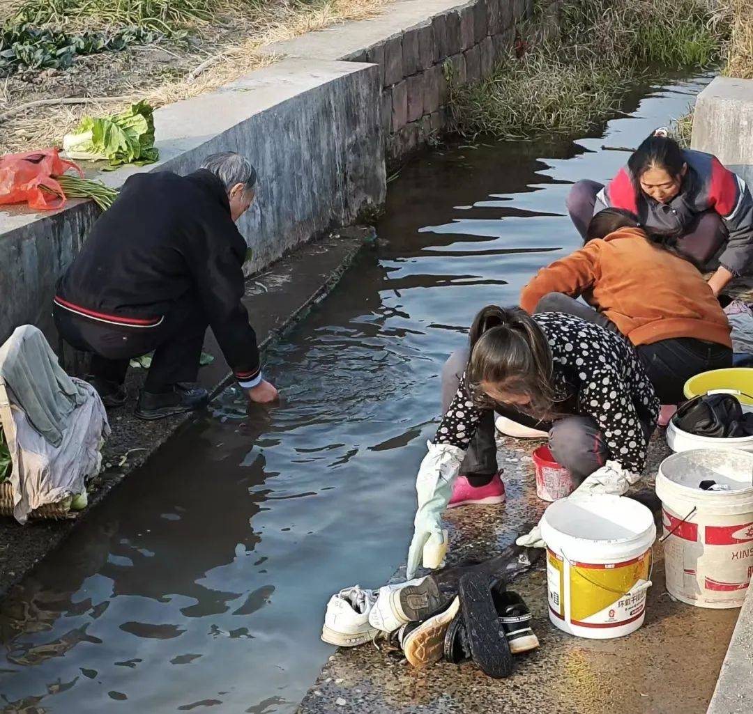 皇冠信用盘账号_江西“最强钉子户”所在公路即将通车皇冠信用盘账号！屋主发声：后悔没答应拆迁