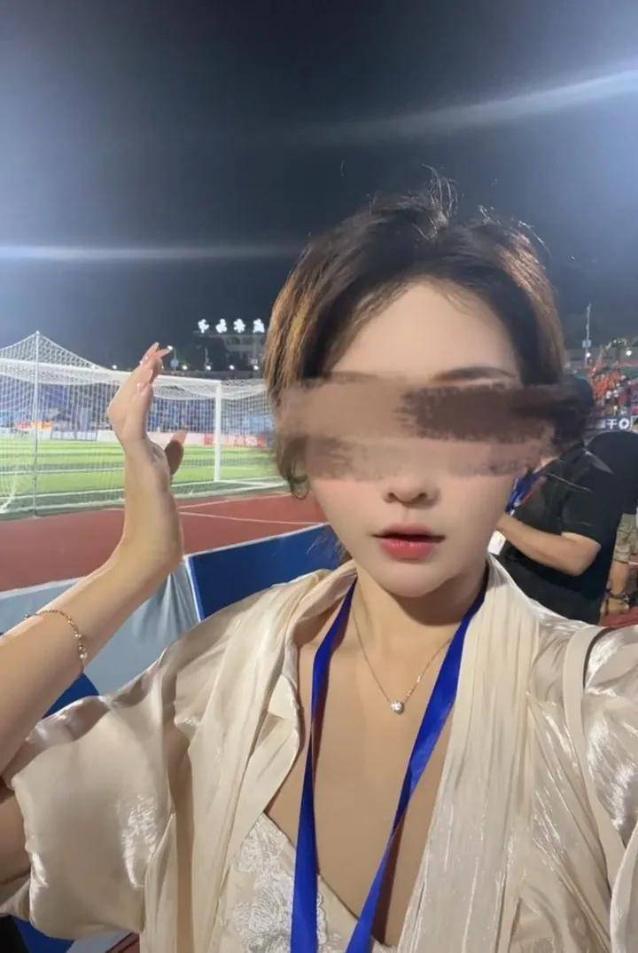 皇冠信用网代理如何注册_女主播称遭伪装快递包裹炸伤皇冠信用网代理如何注册,湖南警方通报