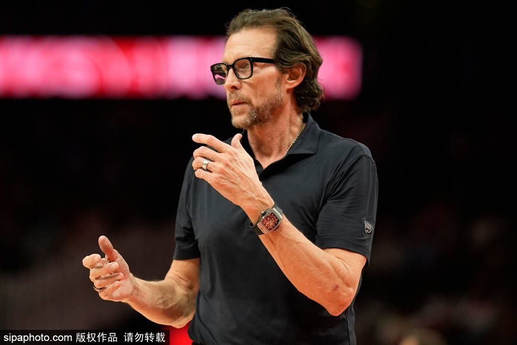 皇冠tg @xinyongwang_火箭队教练乌杜卡直言不讳：阿门·汤普森与里德·谢泼德需提升表现